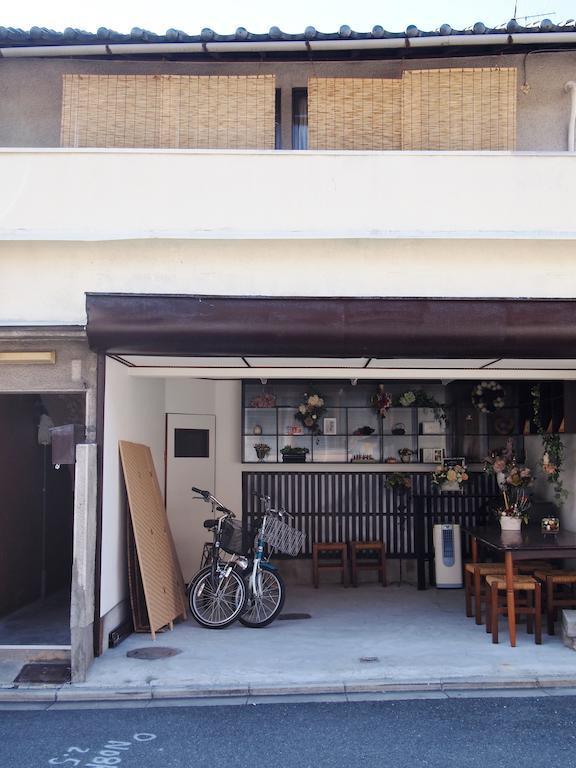 Guesthouse Usagi-Momiji Kioto Exterior foto